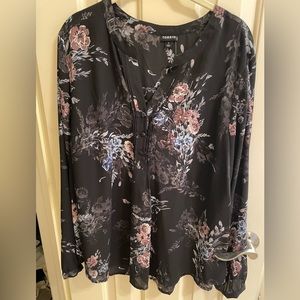 NWT torrid black floral blouse. Size 1